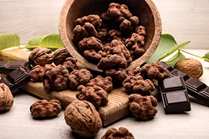 noix-au-chocolat Noix au chocolat, spécialité Domaine de Bequignol, artisan chocolatier Dordogne