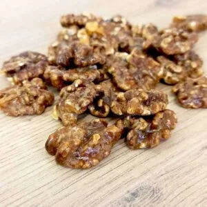 Noix grillées au sucre caramélisé